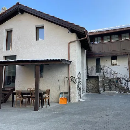 Maison Villageoise De 1651 Konukevi *