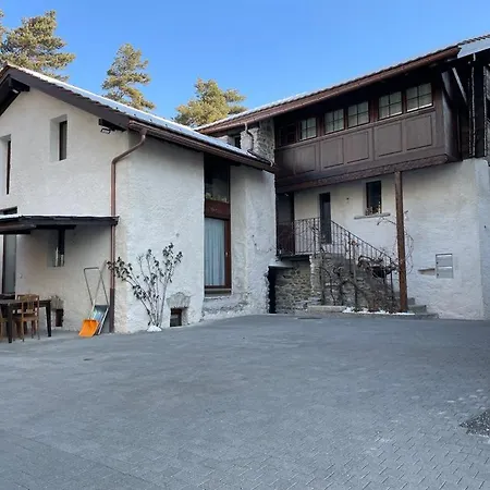Maison Villageoise De 1651 ゲストハウス Vétroz